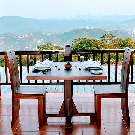 Kandy Highland Unique Hotel Esterno foto