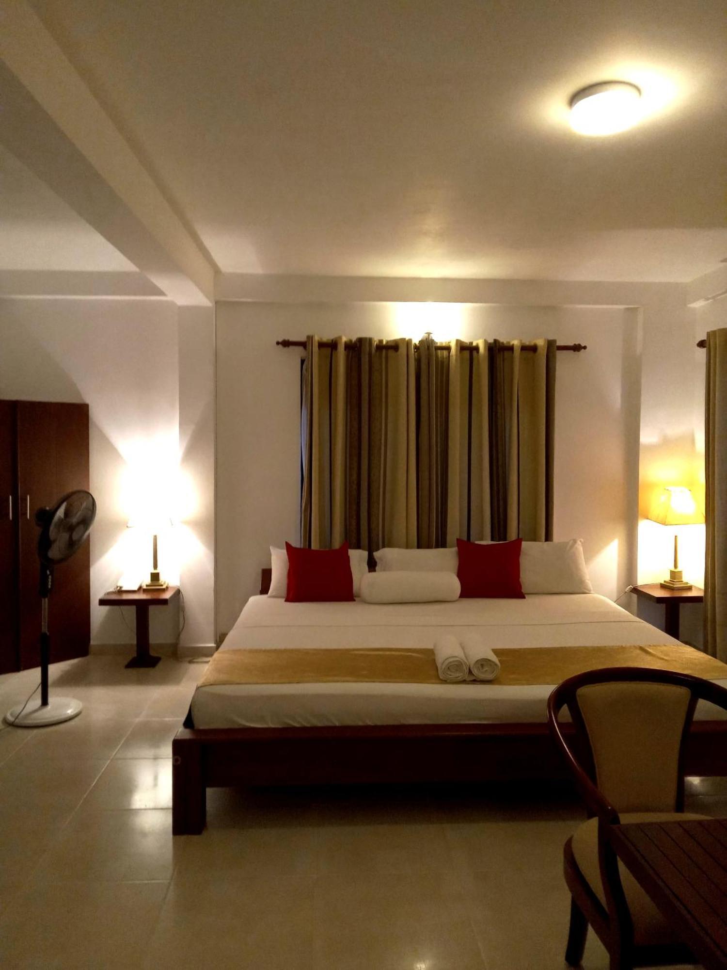 Kandy Highland Unique Hotel Esterno foto